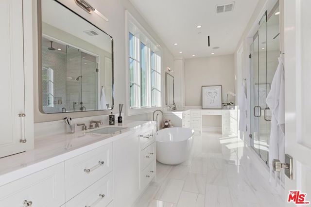 MLS #25607639 image #22