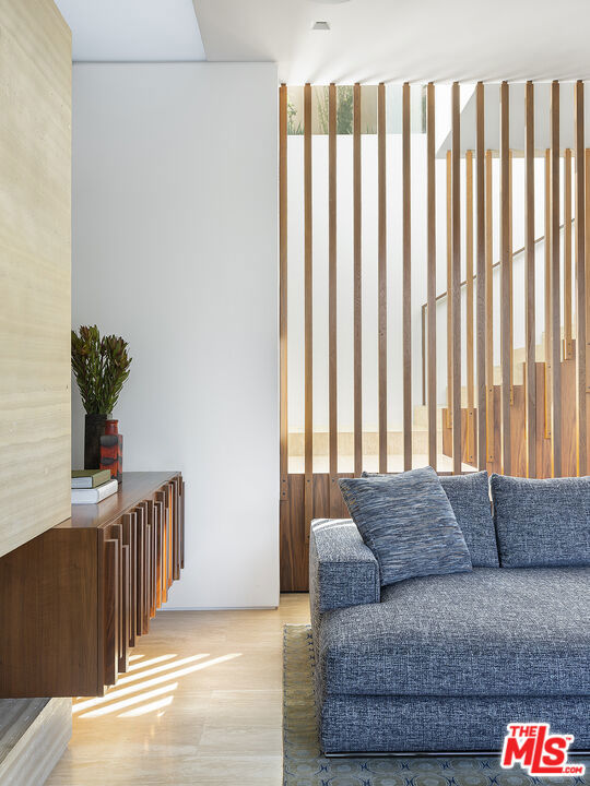 MLS #25608179 image #14