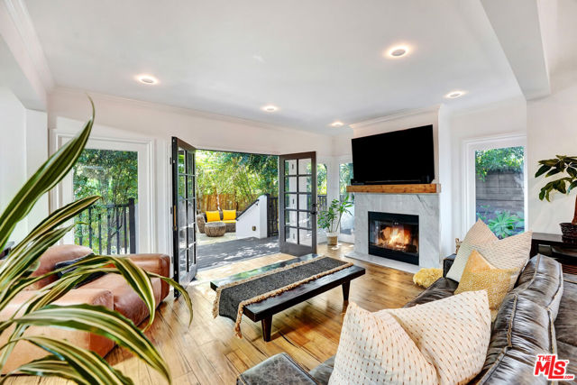 MLS #25608221 img 10