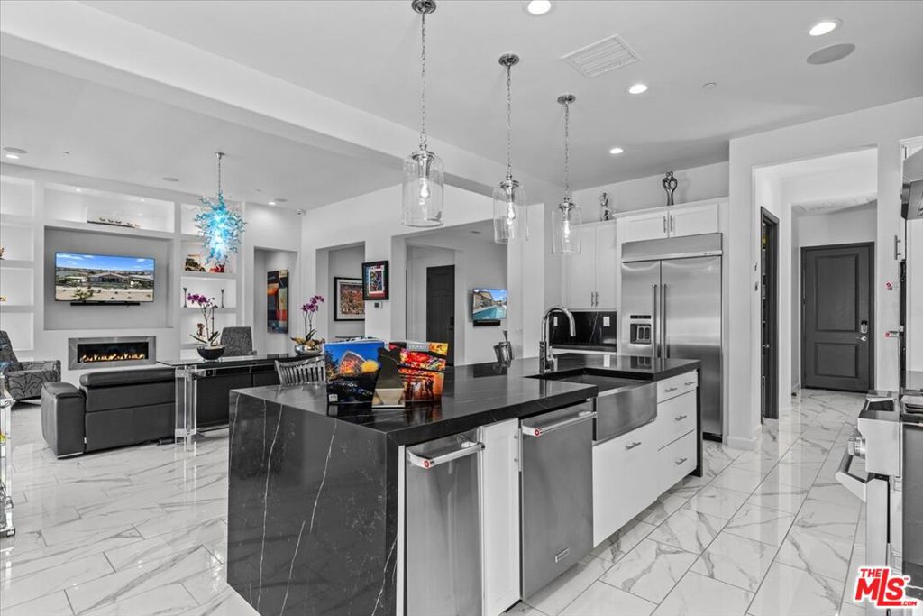 MLS #25608345 image #15