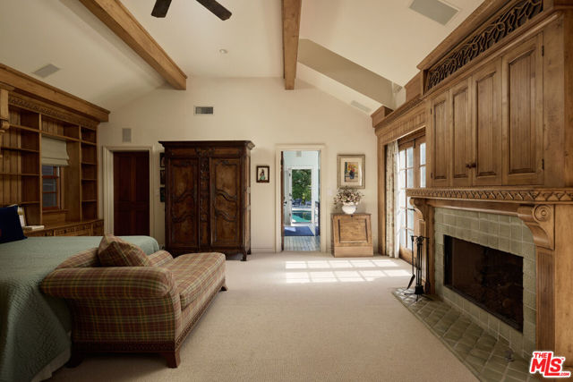 MLS #25608419 img 15