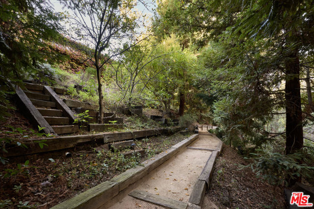 MLS #25608419 img 21