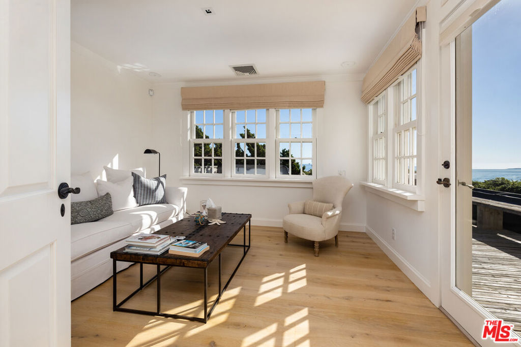 MLS #25608429 image #21