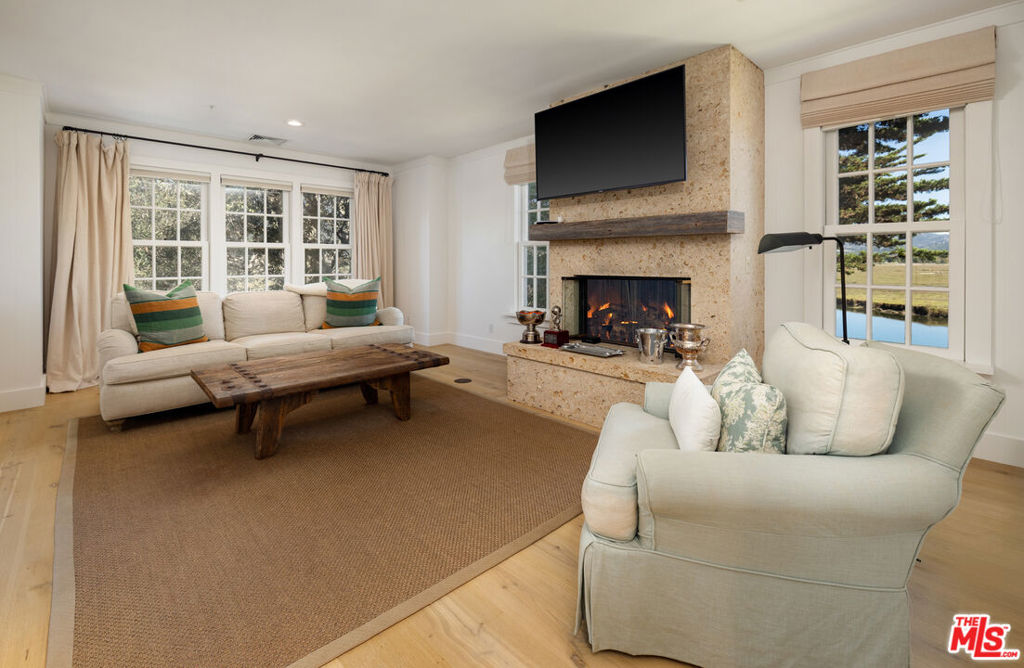 MLS #25608429 image #33