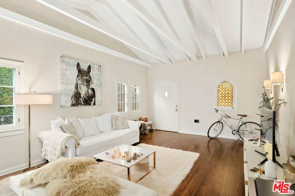 MLS #25608939 image #20