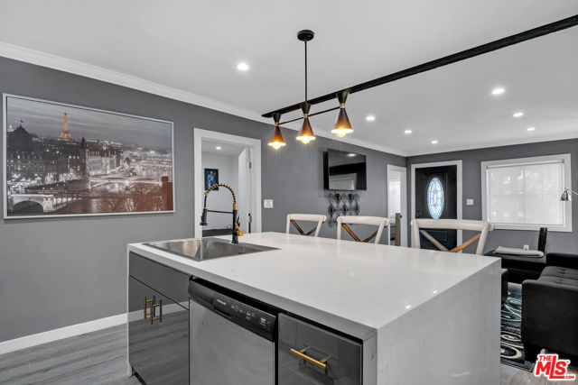 MLS #25608997 image #10