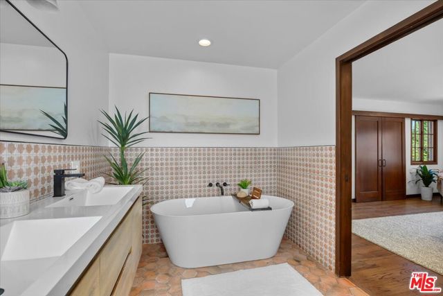 MLS #25609233 image #8