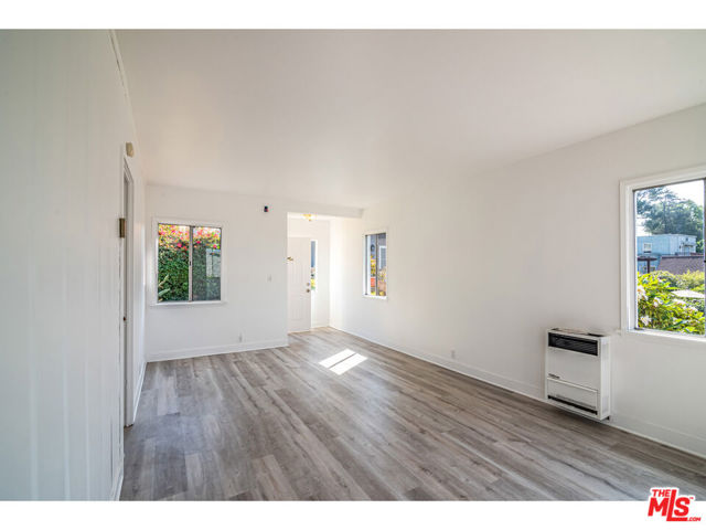 MLS #22218831 image #5