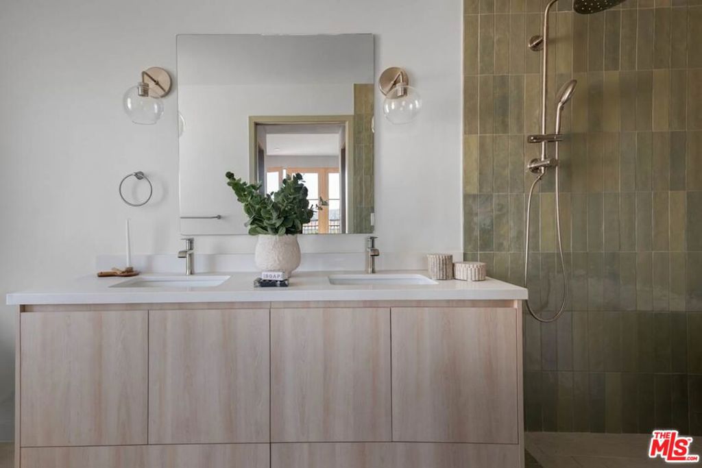 MLS #25609361 image #13