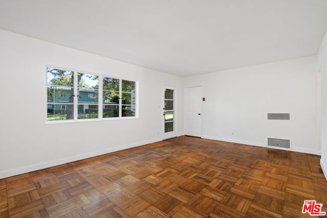 MLS #25609575 image #14