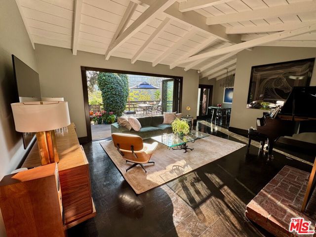 MLS #25609649 image #2