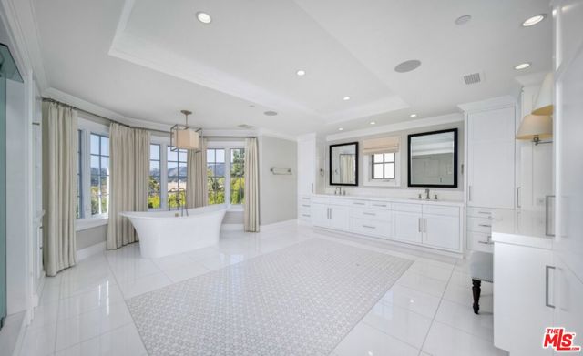 MLS #25609965 img 18