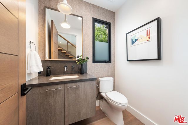 MLS #25610057 img 16