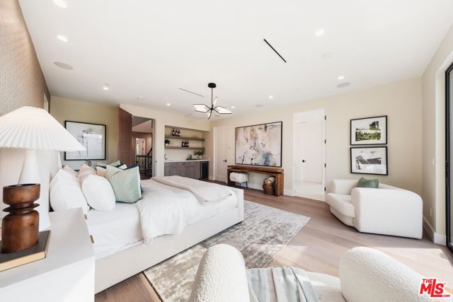 MLS #25610057 img 23