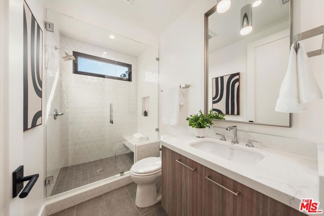 MLS #25610057 img 32