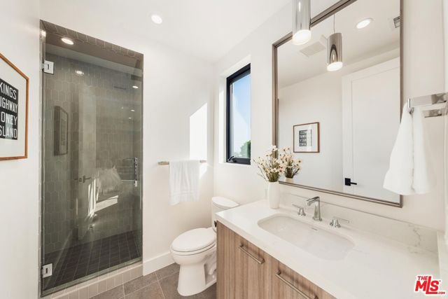 MLS #25610057 img 34