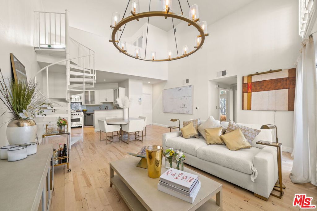 MLS #25610111 image #1