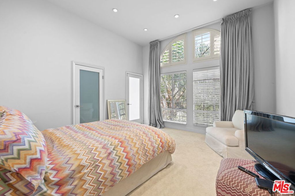 MLS #25610111 image #14