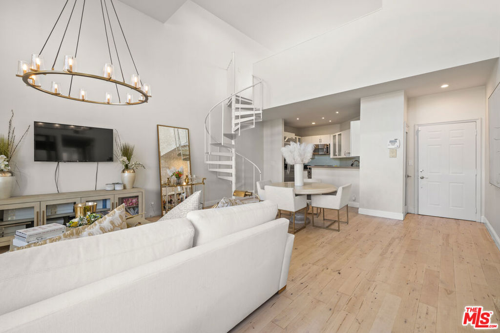 MLS #25610111 image #3