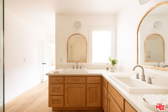 MLS #25610215 image #32