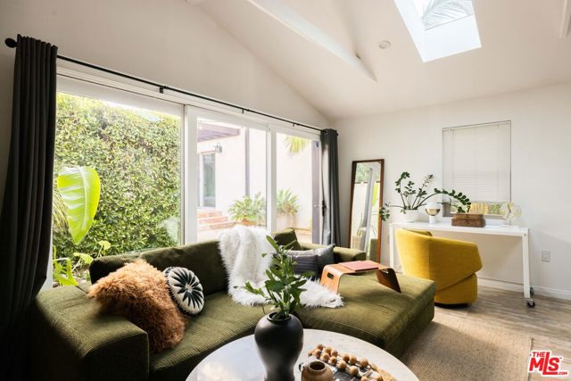 MLS #25610215 image #40