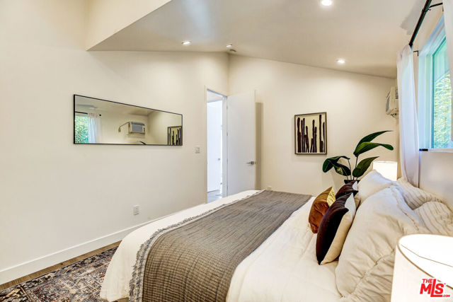 MLS #25610237 image #20