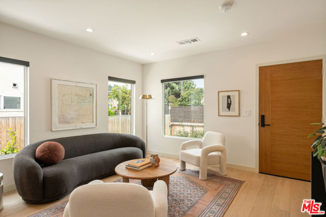 MLS #25610399 image #3