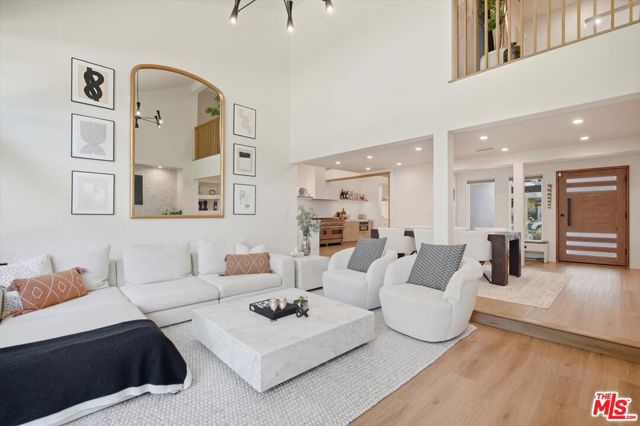 MLS #25610487 image #2