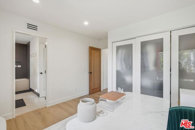 MLS #25610487 image #23