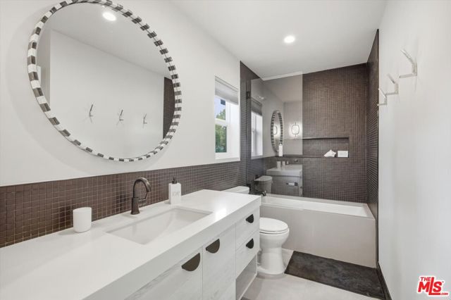 MLS #25610487 image #24