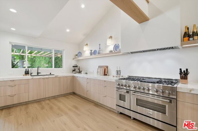 MLS #25610487 image #3