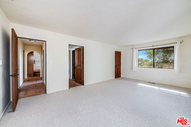 MLS #25610521 image #23