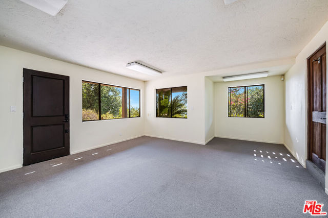 MLS #25610521 image #26