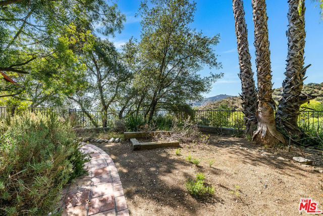 MLS #25610521 image #36