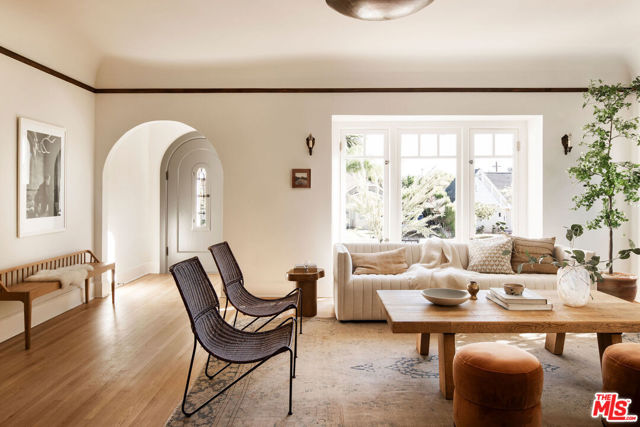 MLS #25610689 image #5