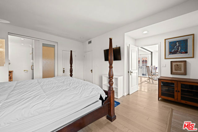 MLS #25610865 image #16