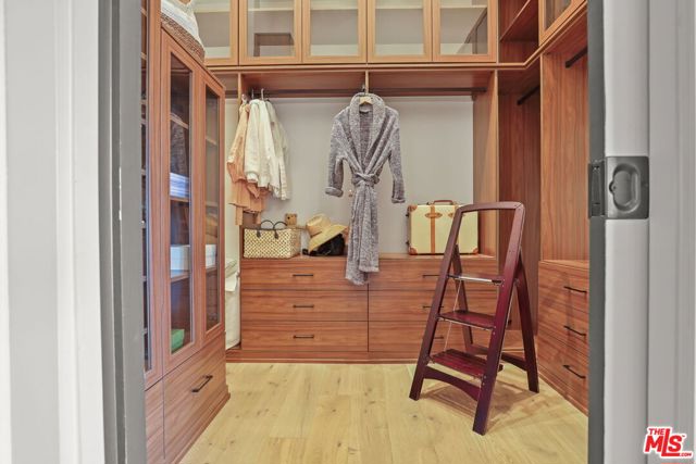 MLS #25610993 image #23