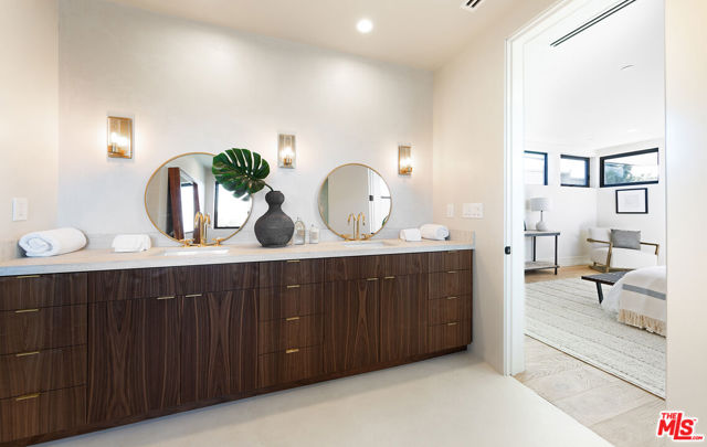 MLS #25611081 image #30