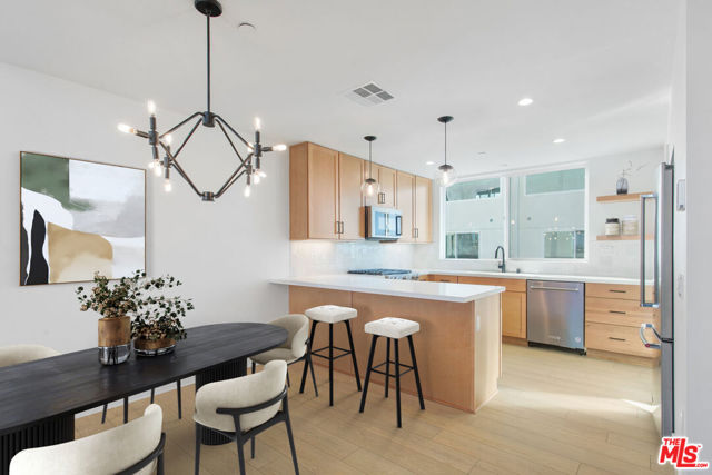 MLS #25611157 image #1