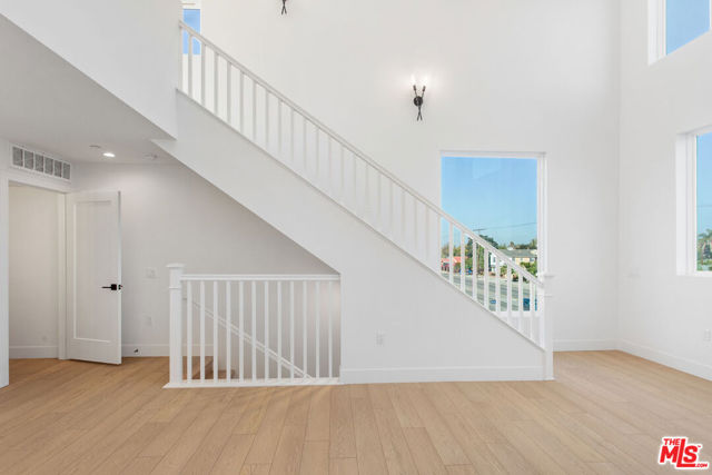 MLS #25611157 image #16