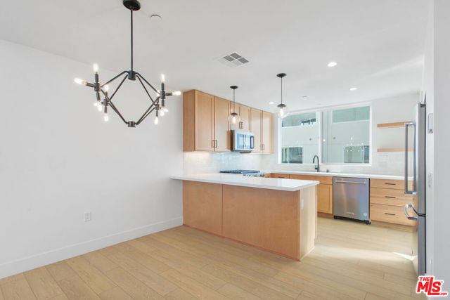 MLS #25611157 image #18