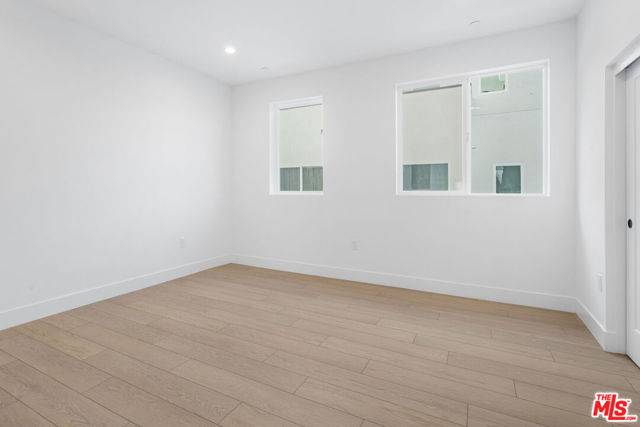 MLS #25611157 image #23