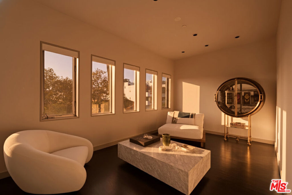 MLS #25611409 image #5