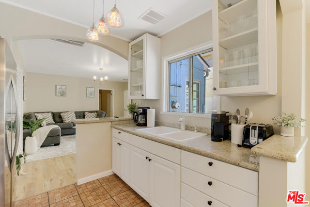 MLS #25611463 image #22