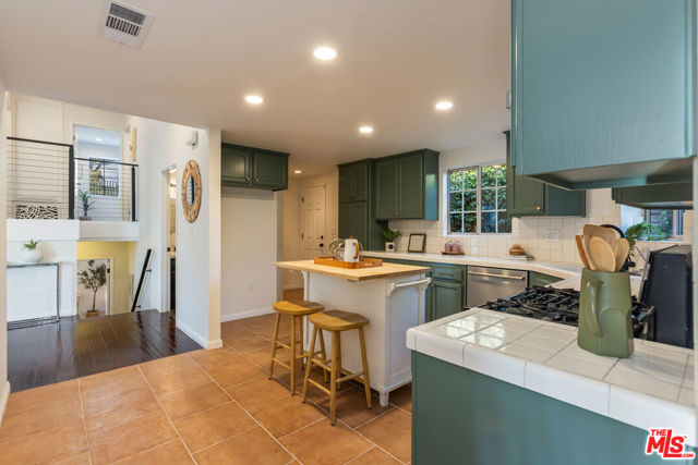 MLS #25611517 image #13