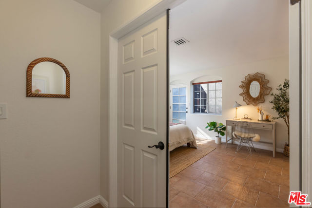 MLS #25611517 image #19