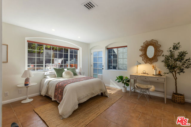 MLS #25611517 image #20