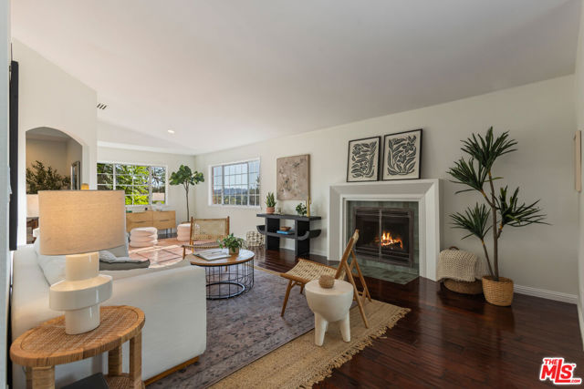 MLS #25611517 image #3