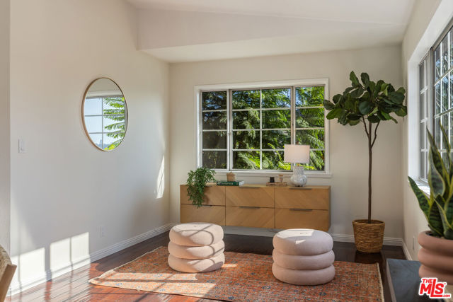 MLS #25611517 image #5