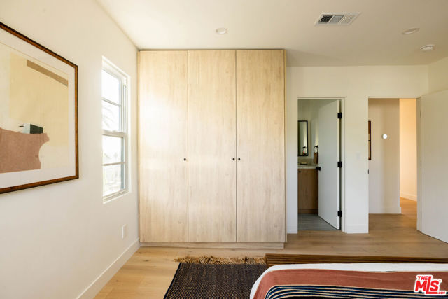 MLS #25612093 image #12